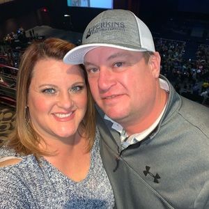 Meet your Posher, April